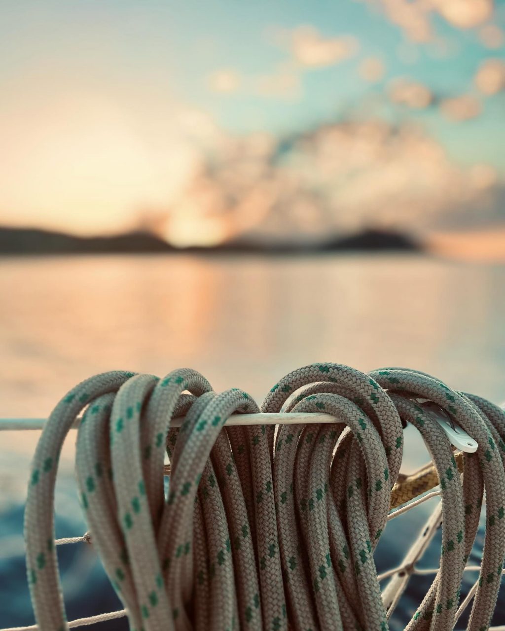 Instagram post from syc_segelyachtcharter_schulz. This post is in position 9.