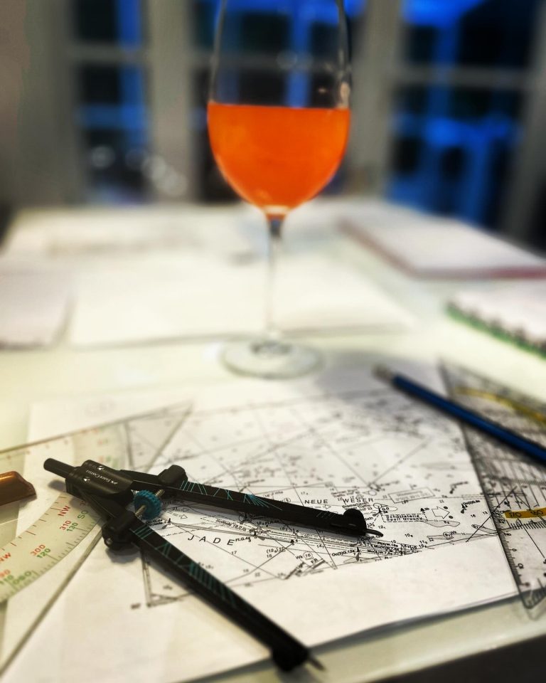 Instagram post from syc_segelyachtcharter_schulz. This post is in position 17.